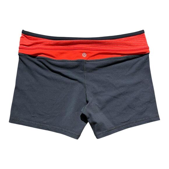 Lululemon Reverse Groove Short Regular Deep Coal Stripe Love Red - Picture 1 of 4